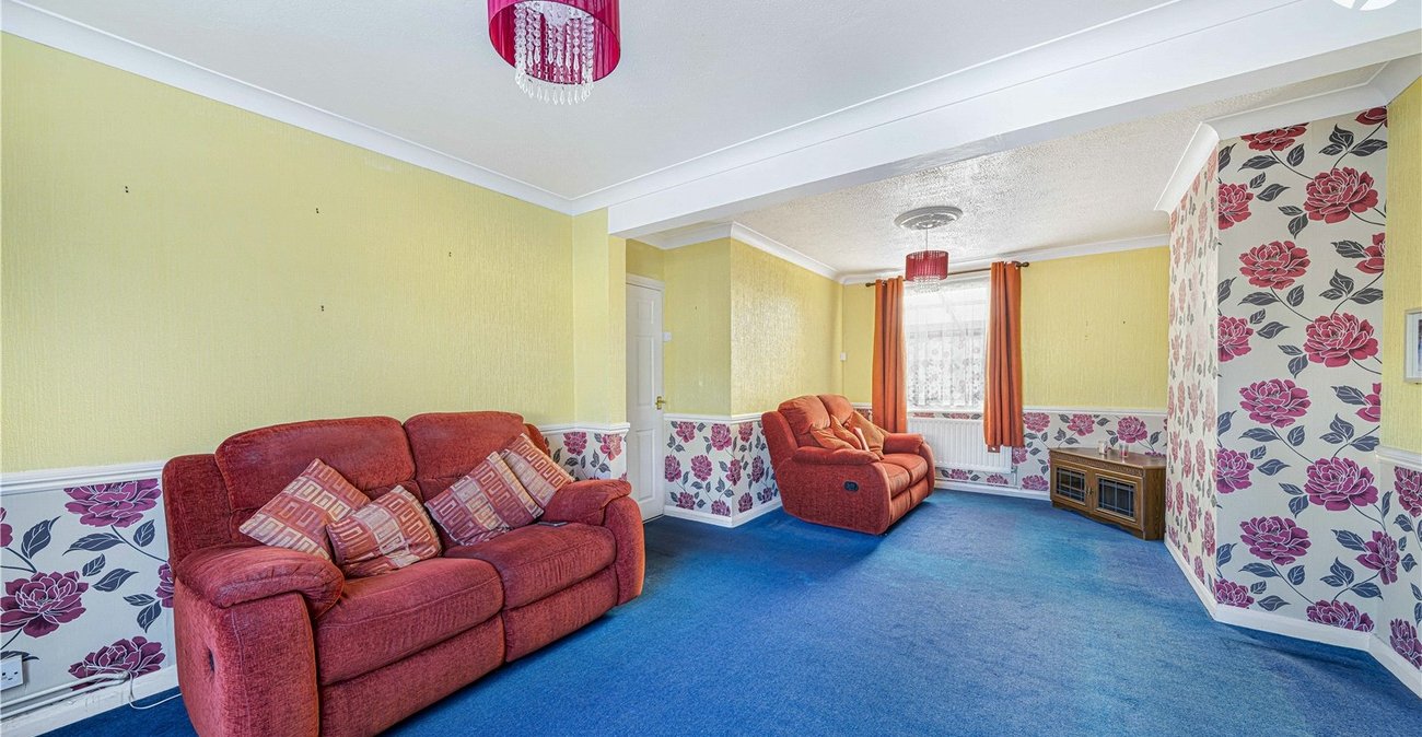 3 bedroom house for sale in Swanscombe | Robinson Jackson