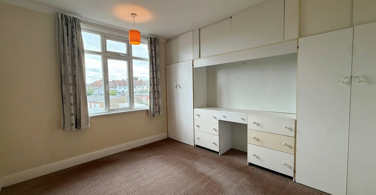 4 bedroom house for sale in Gravesend | Robinson Michael & Jackson