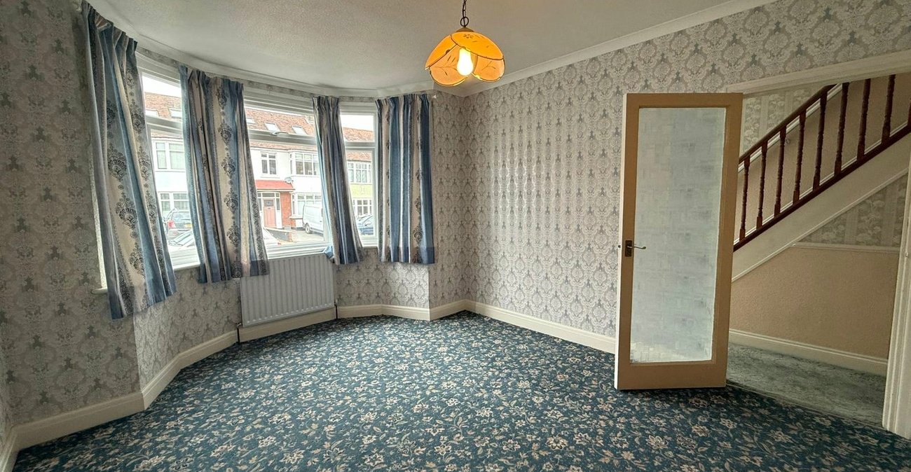 4 bedroom house for sale in Gravesend | Robinson Michael & Jackson