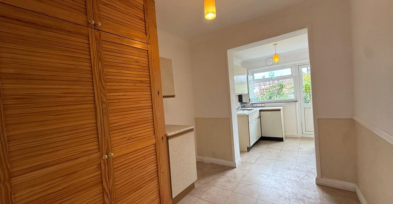 4 bedroom house for sale in Gravesend | Robinson Michael & Jackson