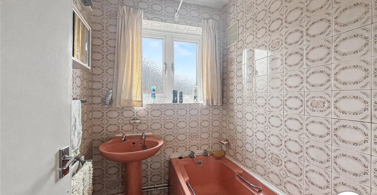 3 bedroom house for sale in Sittingbourne | Robinson Michael & Jackson