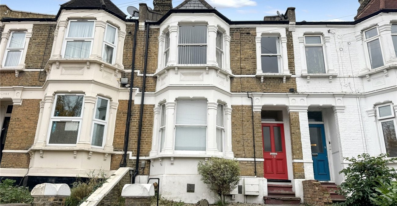 2 bedroom property for sale in Woolwich | Robinson Jackson