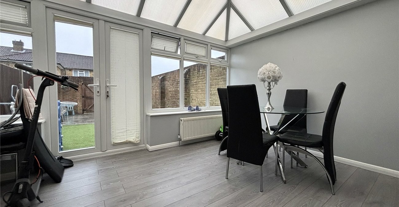 2 bedroom house for sale in Chatham | Robinson Michael & Jackson