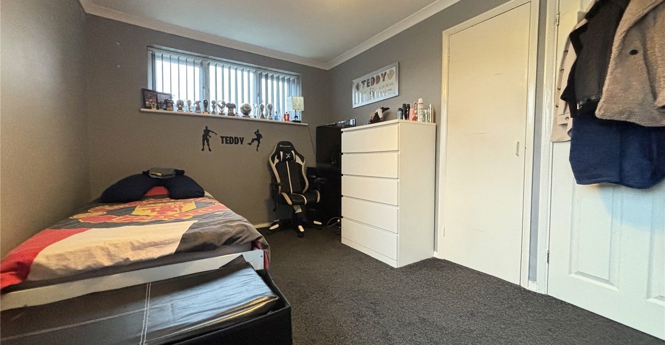 2 bedroom house for sale in Chatham | Robinson Michael & Jackson