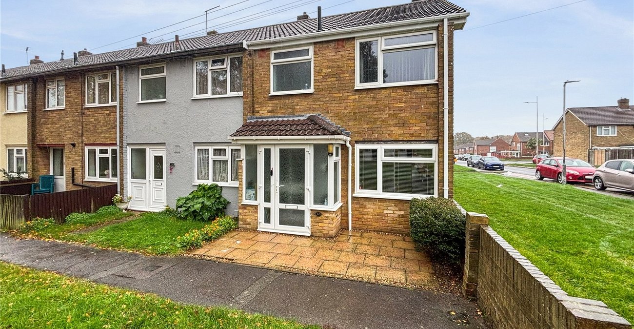 2 bedroom house for sale in Chatham | Robinson Michael & Jackson