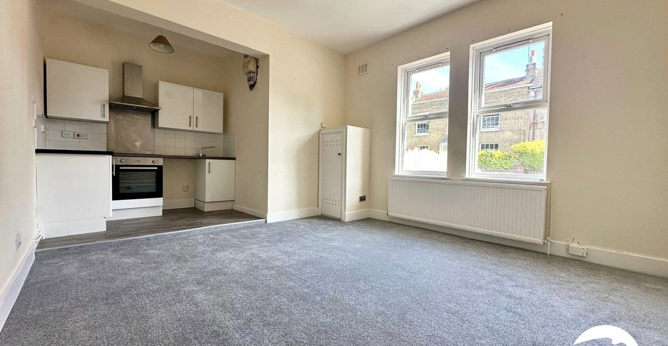 1 bedroom property for sale in London | Robinson Jackson