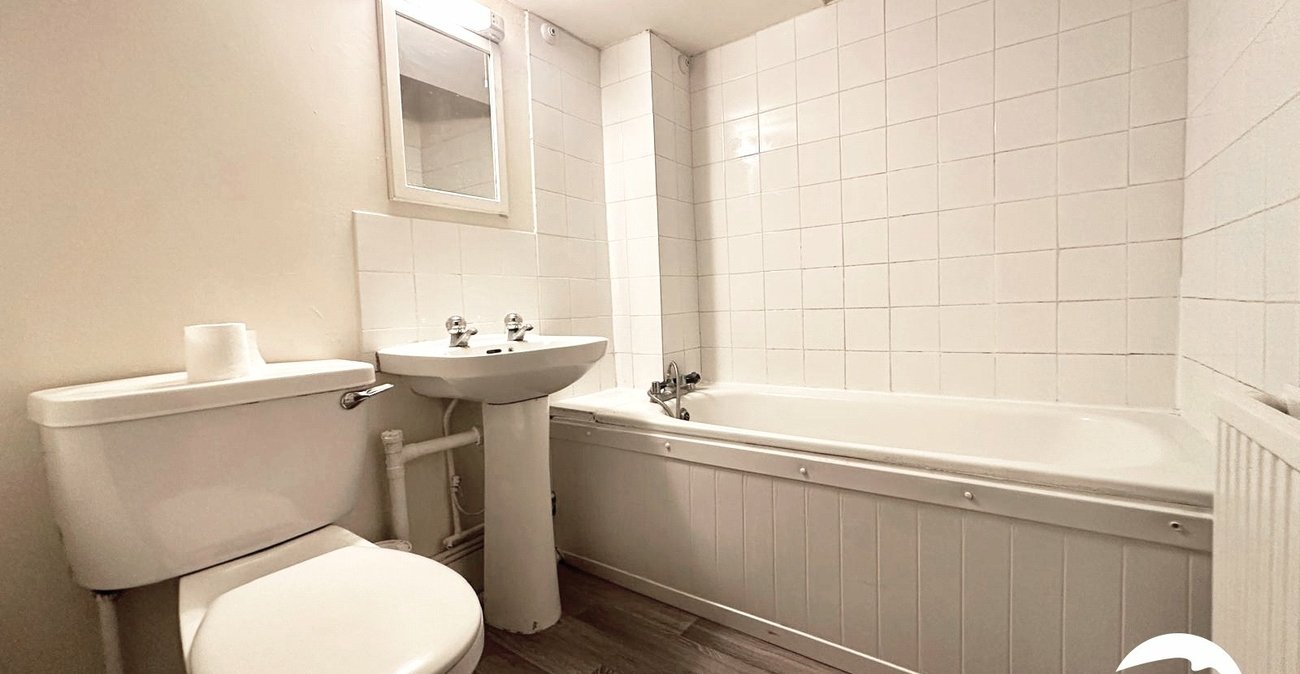 1 bedroom property for sale in London | Robinson Jackson