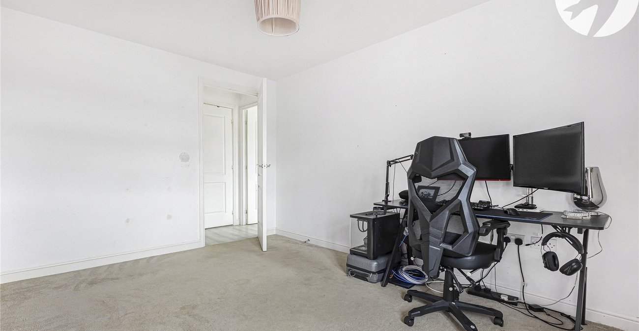 2 bedroom property for sale in Halling | Robinson Michael & Jackson