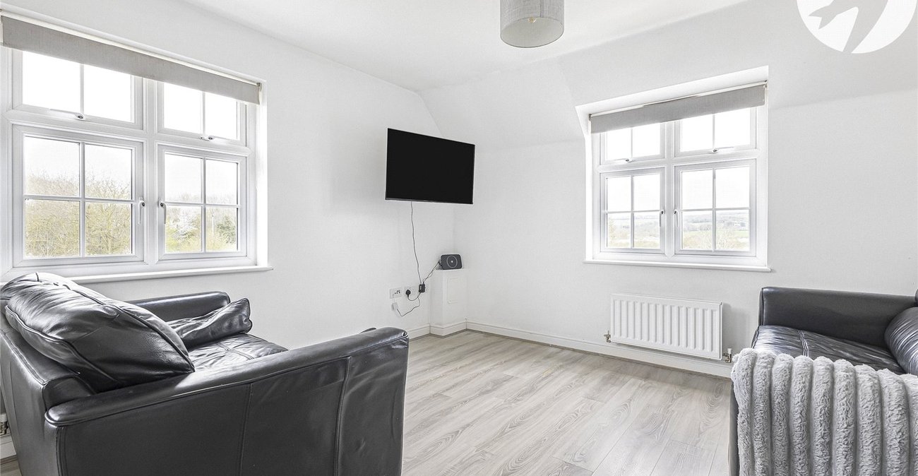 2 bedroom property for sale in Halling | Robinson Michael & Jackson