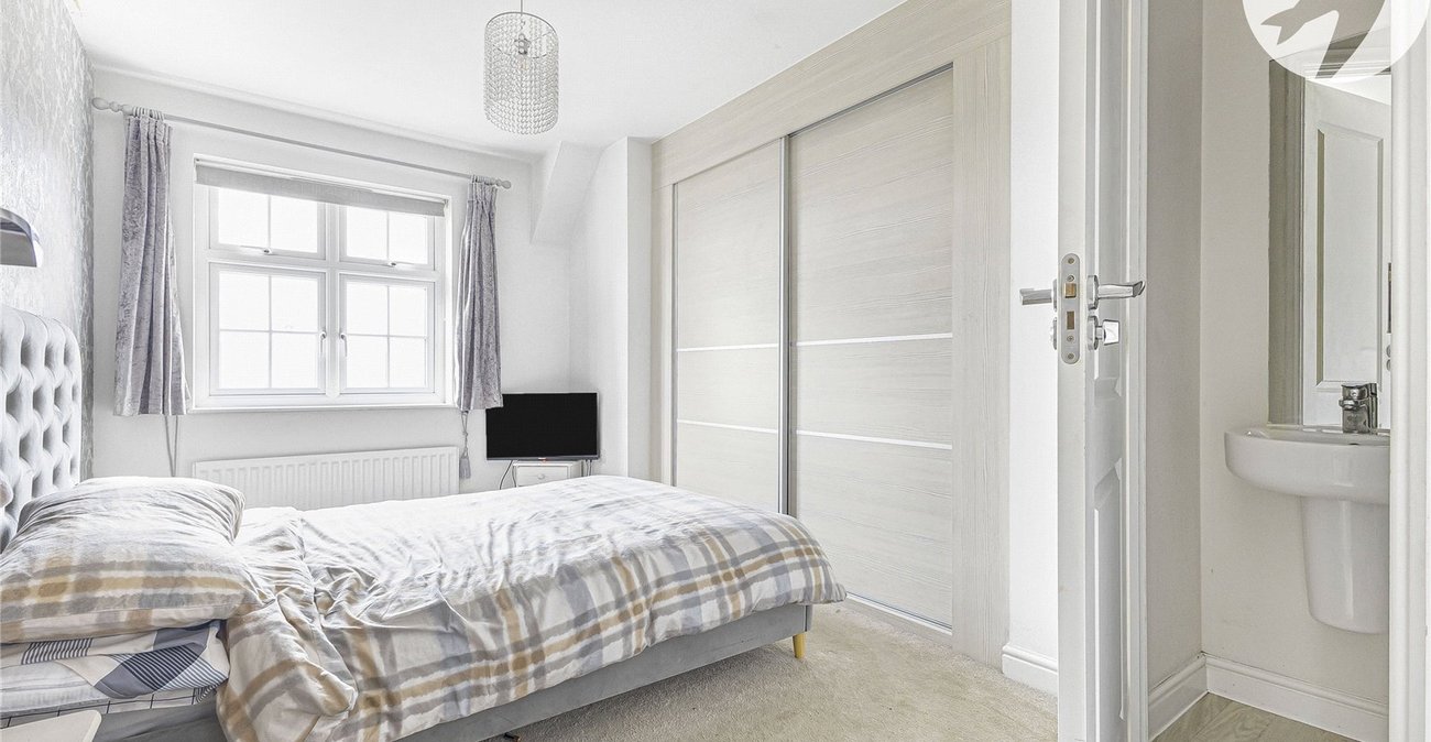 2 bedroom property for sale in Halling | Robinson Michael & Jackson