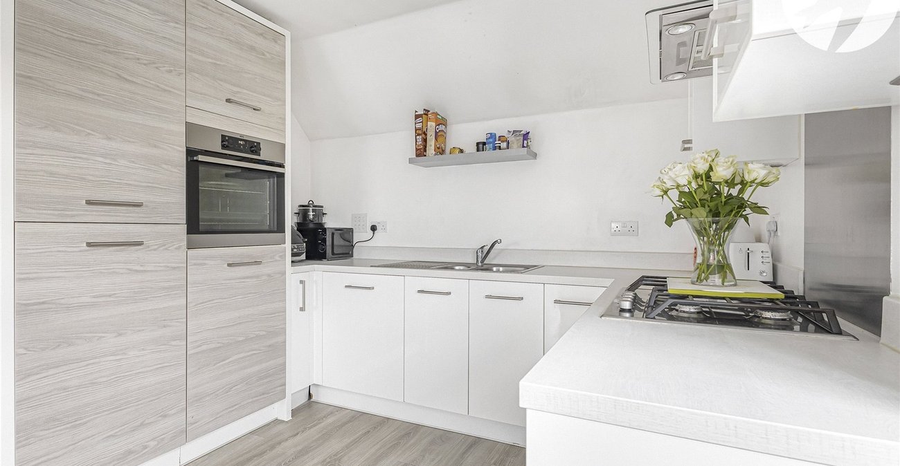 2 bedroom property for sale in Halling | Robinson Michael & Jackson
