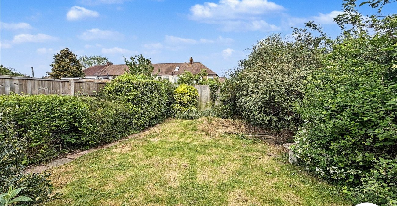 2 bedroom property for sale in Rochester | Robinson Michael & Jackson
