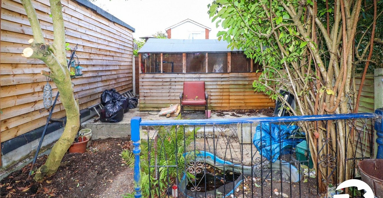 2 bedroom house for sale in Belvedere | Robinson Jackson