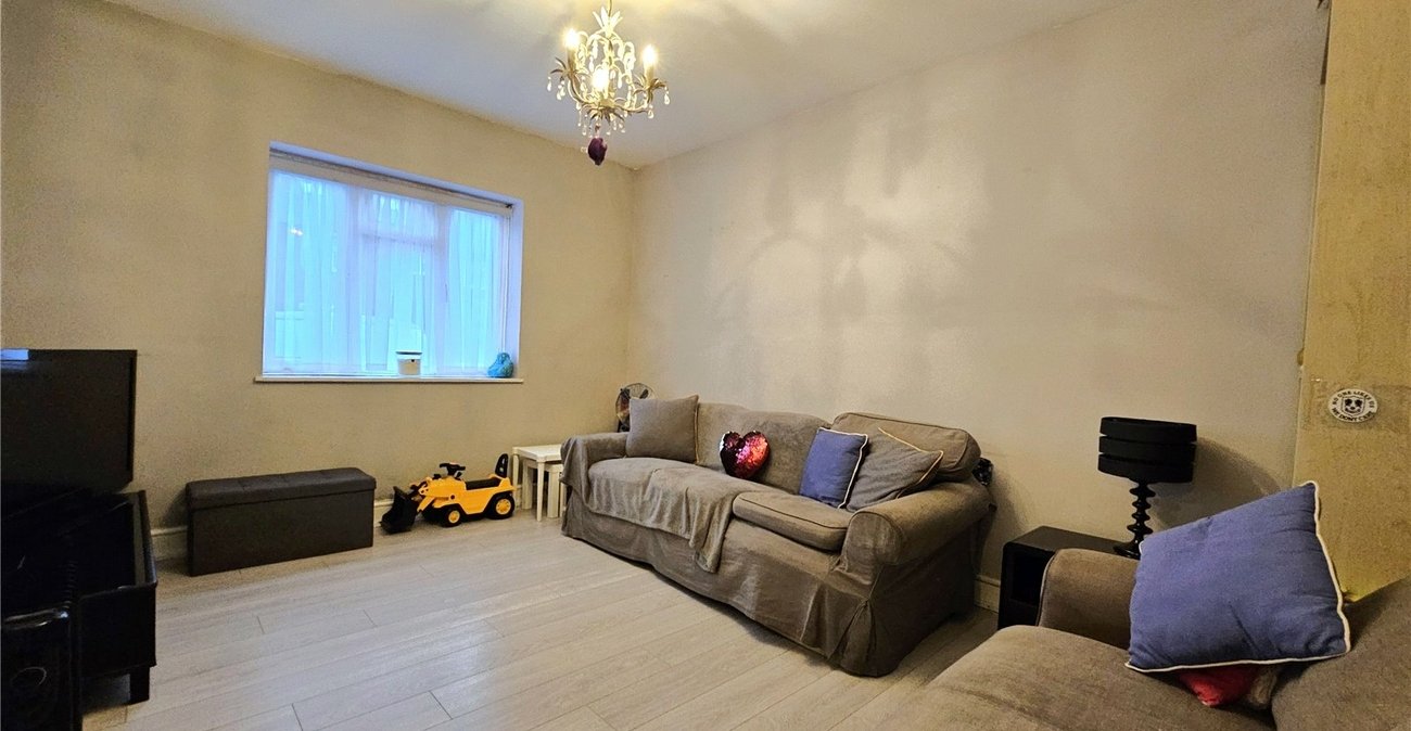 1 bedroom property for sale in London | Robinson Jackson