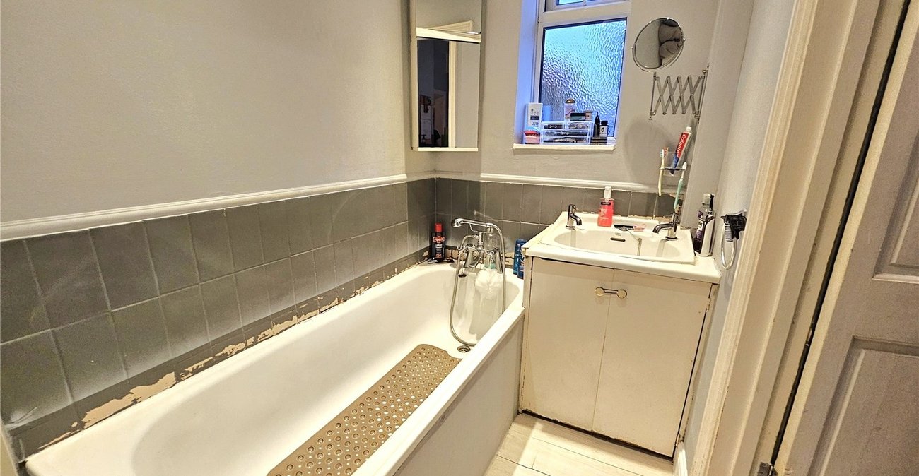 1 bedroom property for sale in London | Robinson Jackson