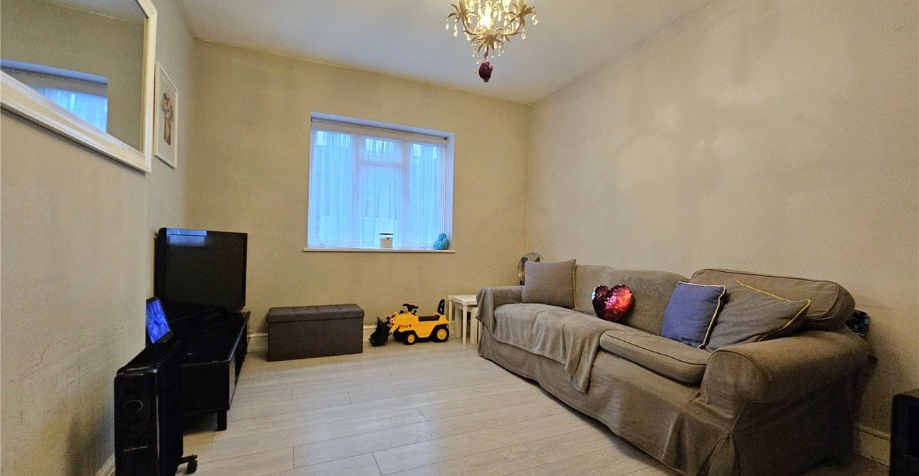 1 bedroom property for sale in London | Robinson Jackson