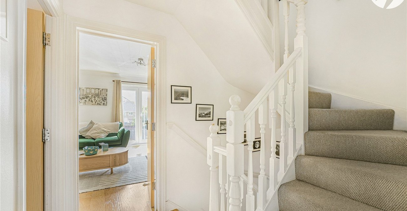 3 bedroom house for sale in West Dartford | Robinson Jackson