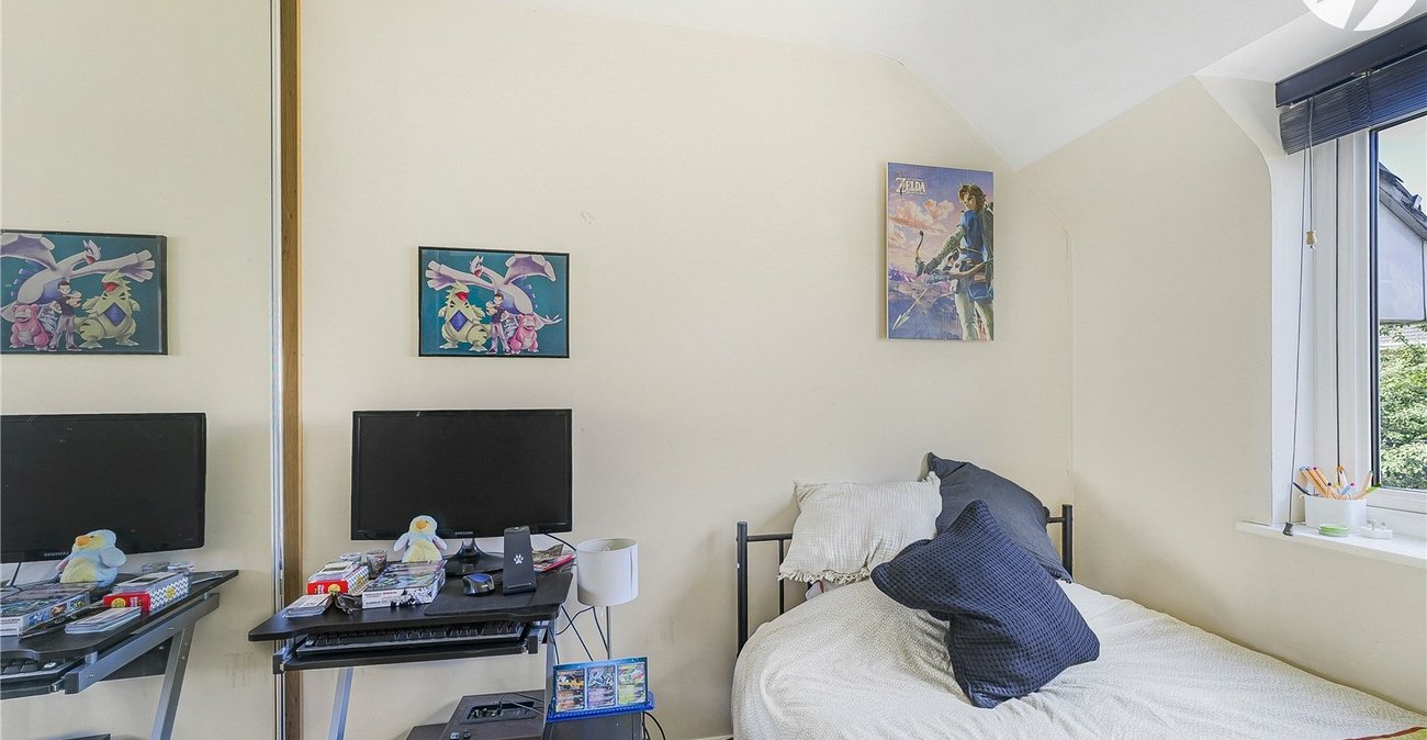 3 bedroom house for sale in West Dartford | Robinson Jackson