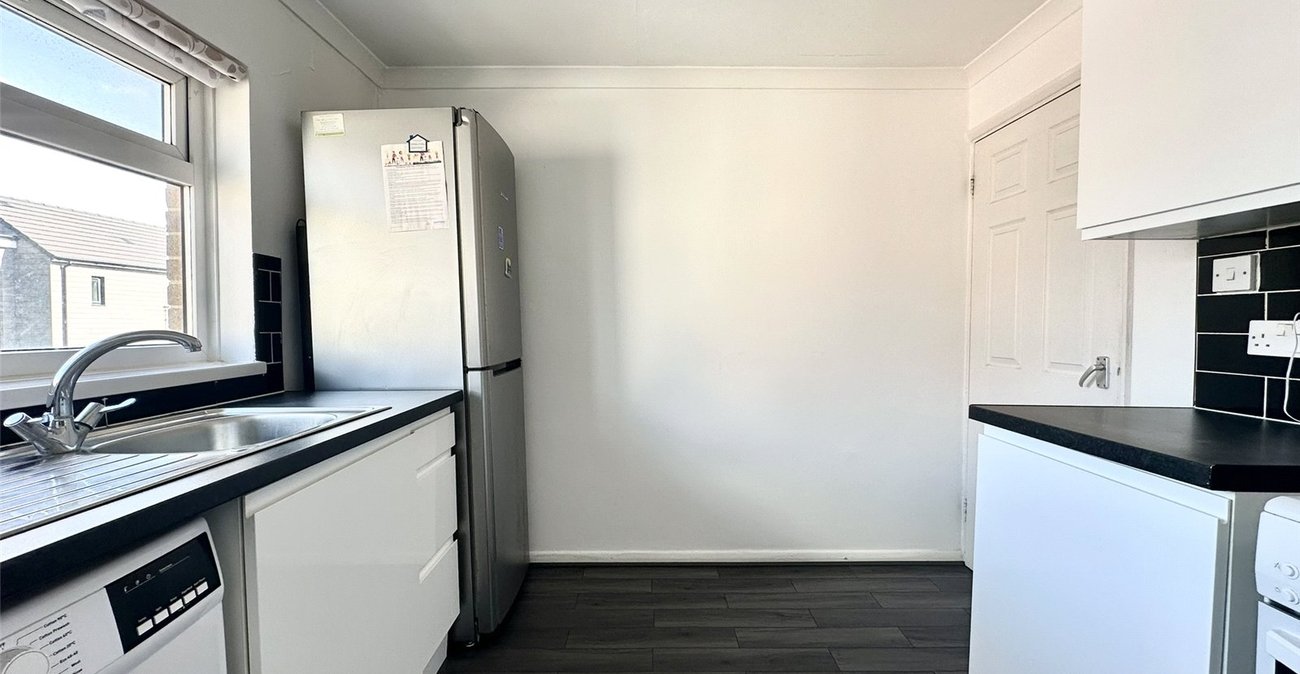 2 bedroom property for sale in Swanscombe | Robinson Jackson