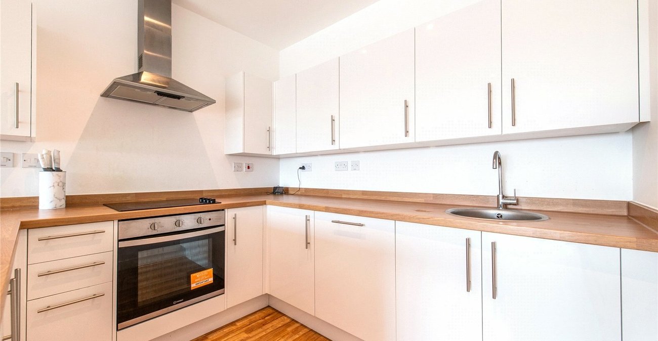 2 bedroom property for sale in Chatham | Robinson Michael & Jackson