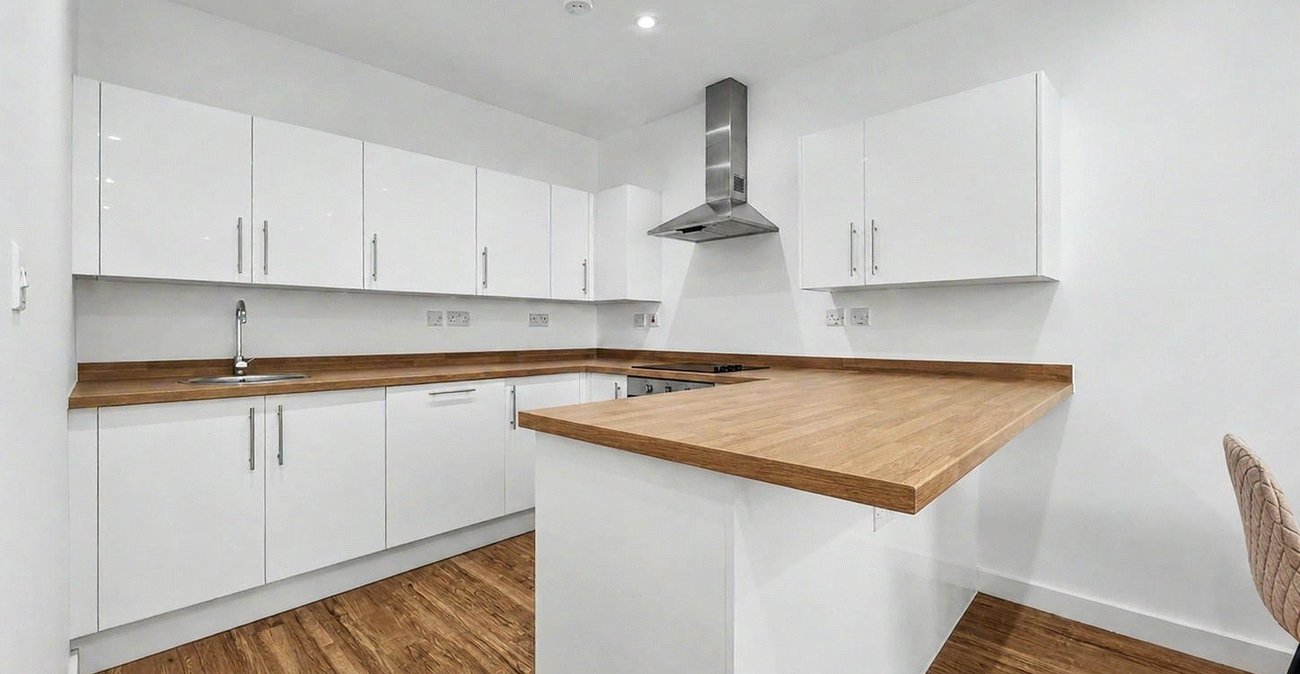 2 bedroom property for sale in Gillingham | Robinson Michael & Jackson