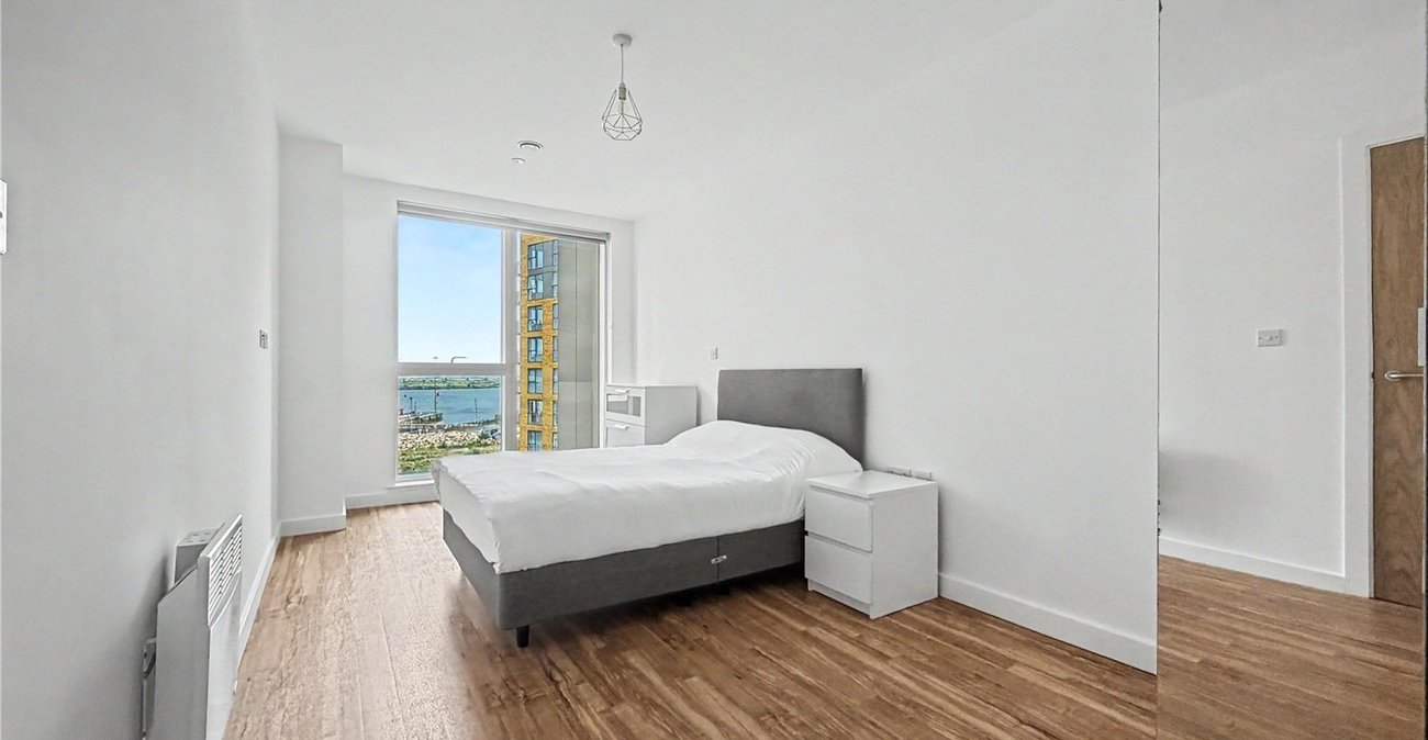 2 bedroom property for sale in Gillingham | Robinson Michael & Jackson