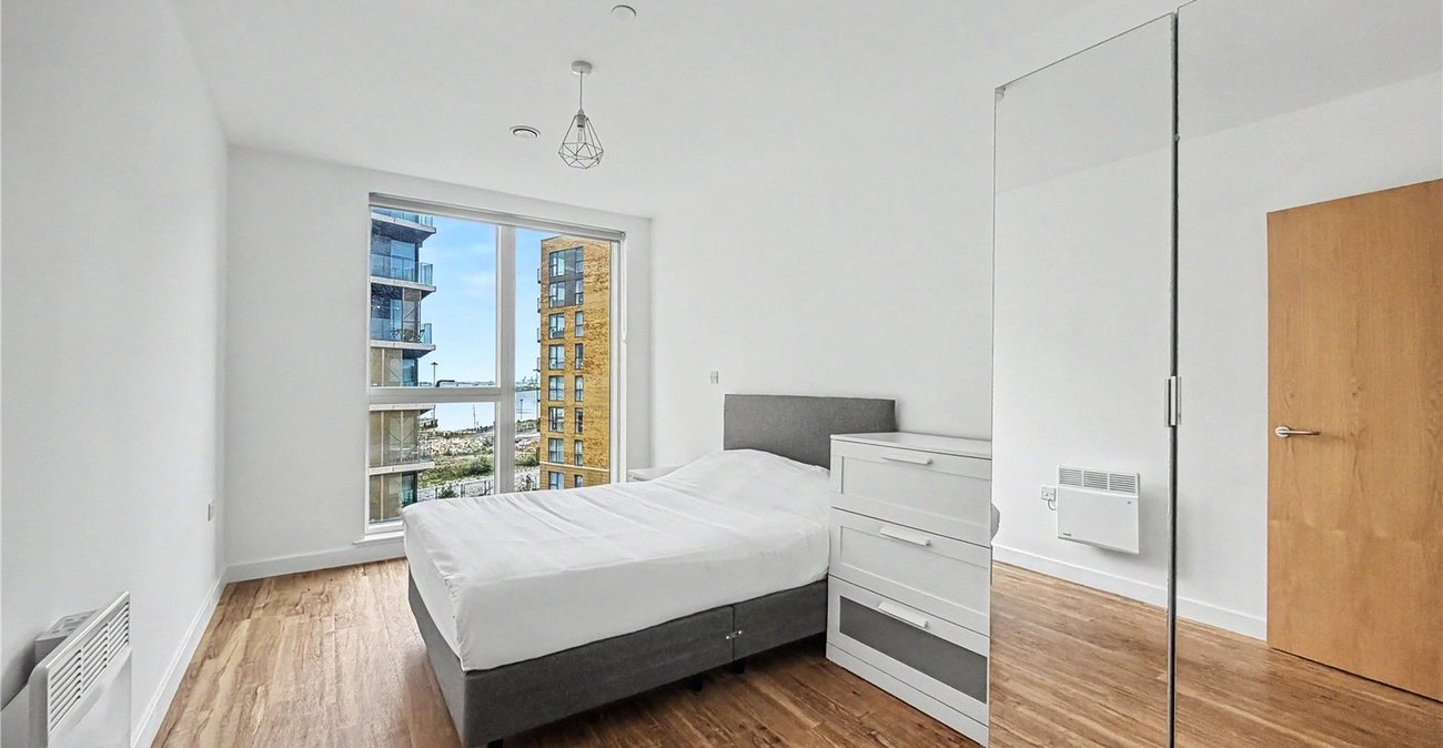 2 bedroom property for sale in Gillingham | Robinson Michael & Jackson