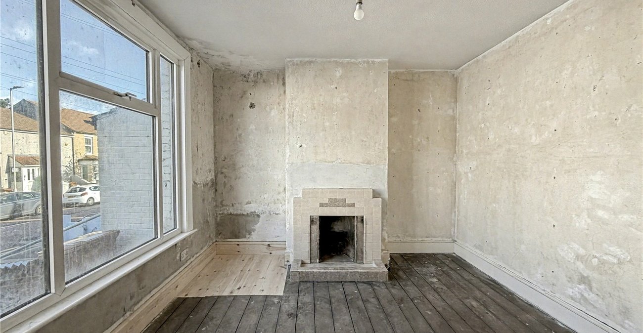 2 bedroom house for sale in Gillingham | Robinson Michael & Jackson