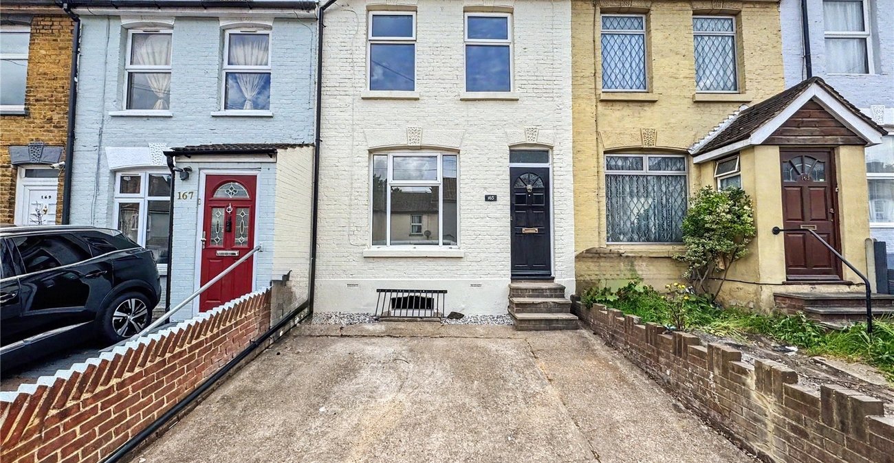 2 bedroom house for sale in Gillingham | Robinson Michael & Jackson