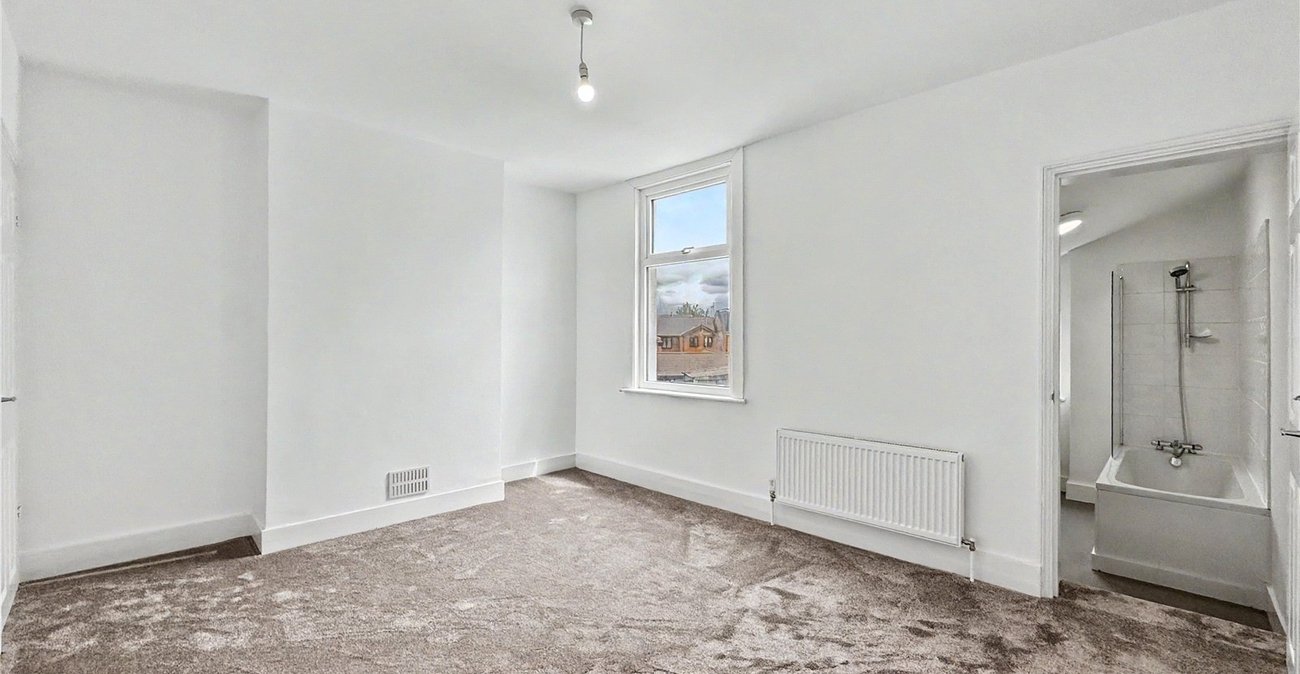 2 bedroom house for sale in Gillingham | Robinson Michael & Jackson