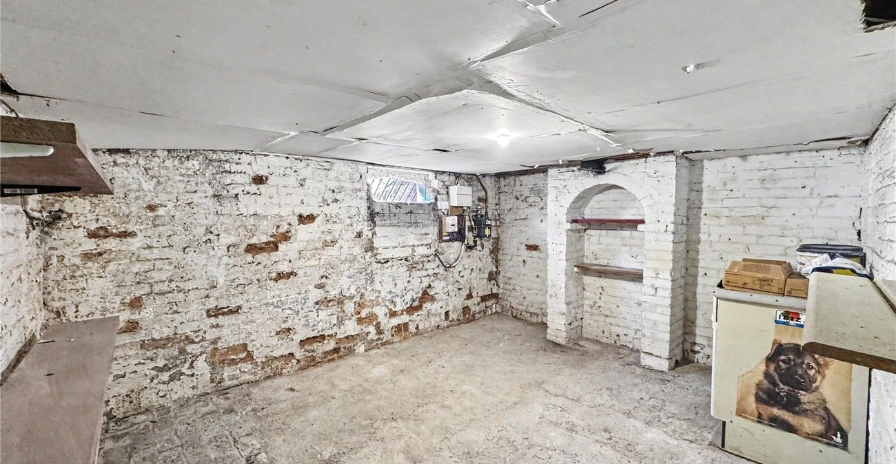 2 bedroom house for sale in Gillingham | Robinson Michael & Jackson
