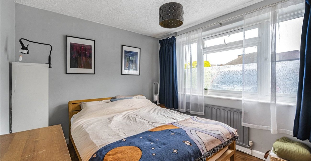 4 bedroom bungalow for sale in Orpington | Robinson Jackson