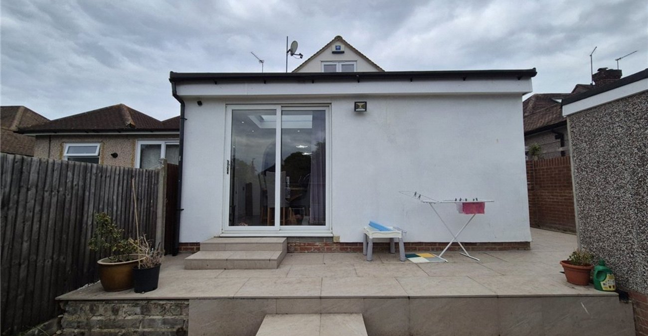 4 bedroom bungalow for sale in Orpington | Robinson Jackson