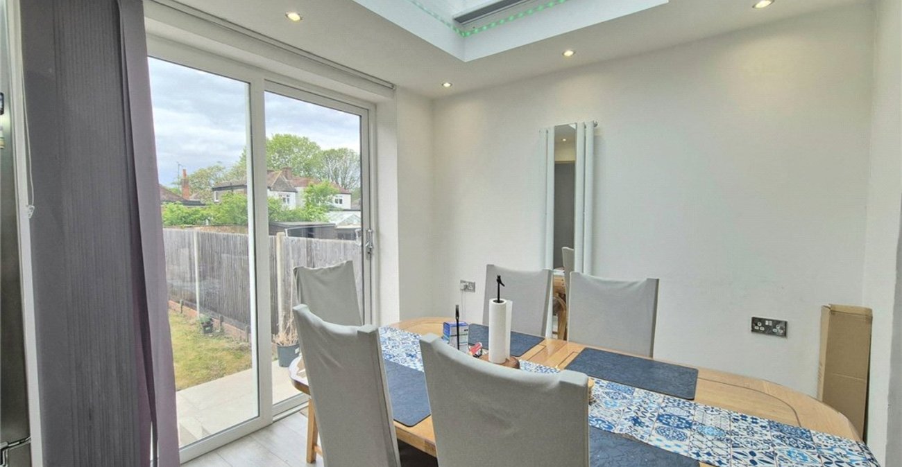 4 bedroom bungalow for sale in Orpington | Robinson Jackson