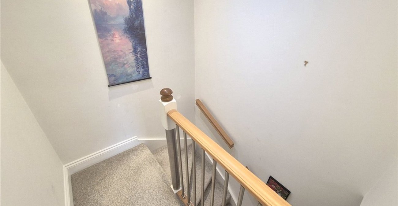 4 bedroom bungalow for sale in Orpington | Robinson Jackson