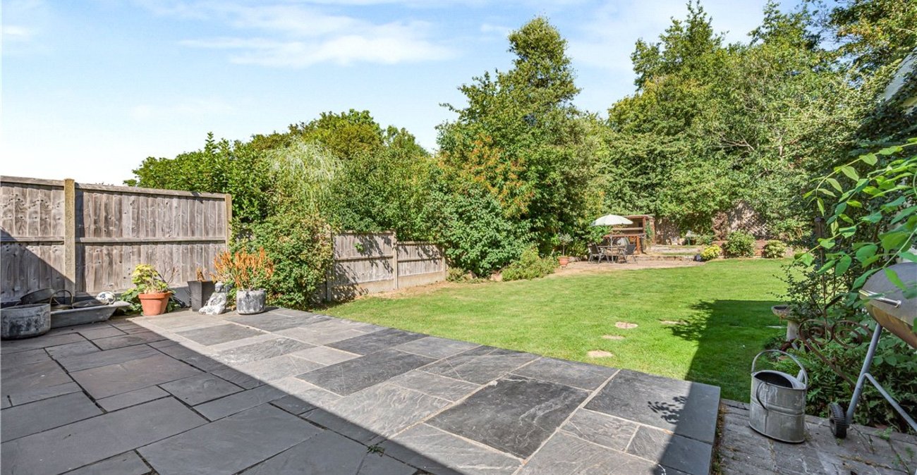 3 bedroom bungalow for sale in Orpington | Robinson Jackson
