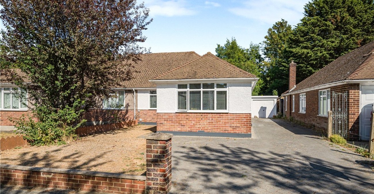 3 bedroom bungalow for sale in Orpington | Robinson Jackson