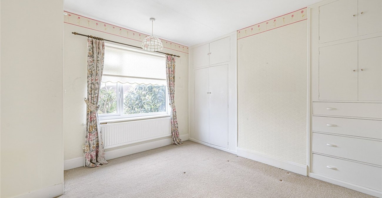 3 bedroom house for sale in Welling | Robinson Jackson