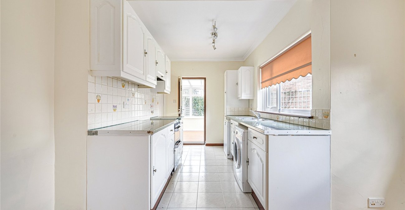 3 bedroom house for sale in Welling | Robinson Jackson