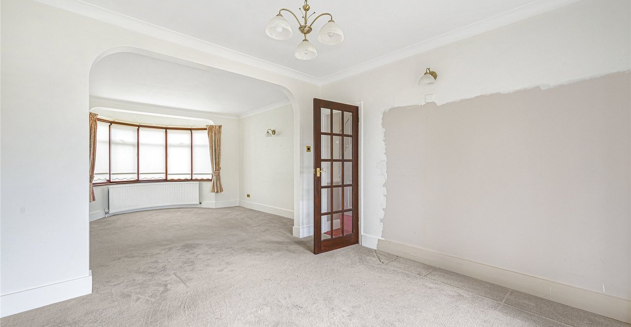 3 bedroom house for sale in Welling | Robinson Jackson