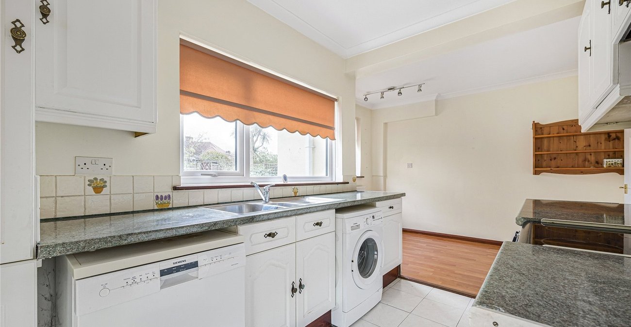 3 bedroom house for sale in Welling | Robinson Jackson