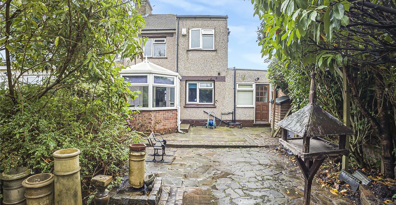 3 bedroom house for sale in Welling | Robinson Jackson