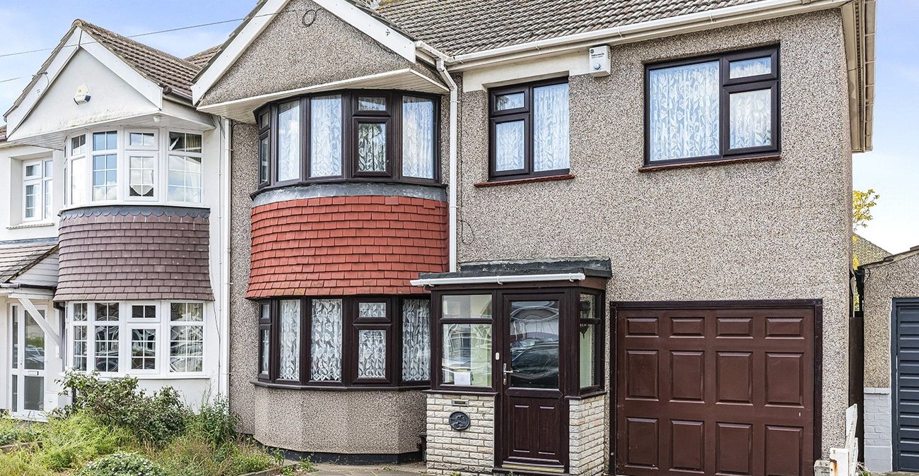 4 bedroom house for sale in Welling | Robinson Jackson