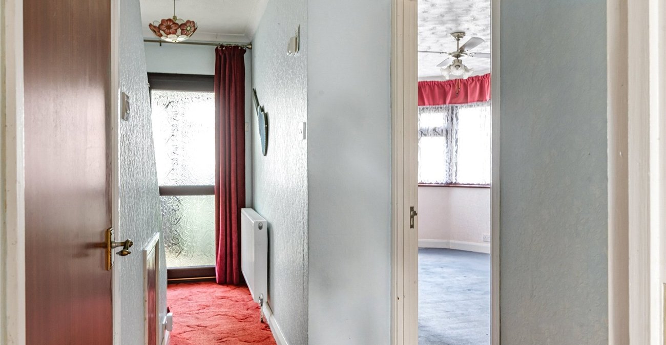 4 bedroom house for sale in Welling | Robinson Jackson