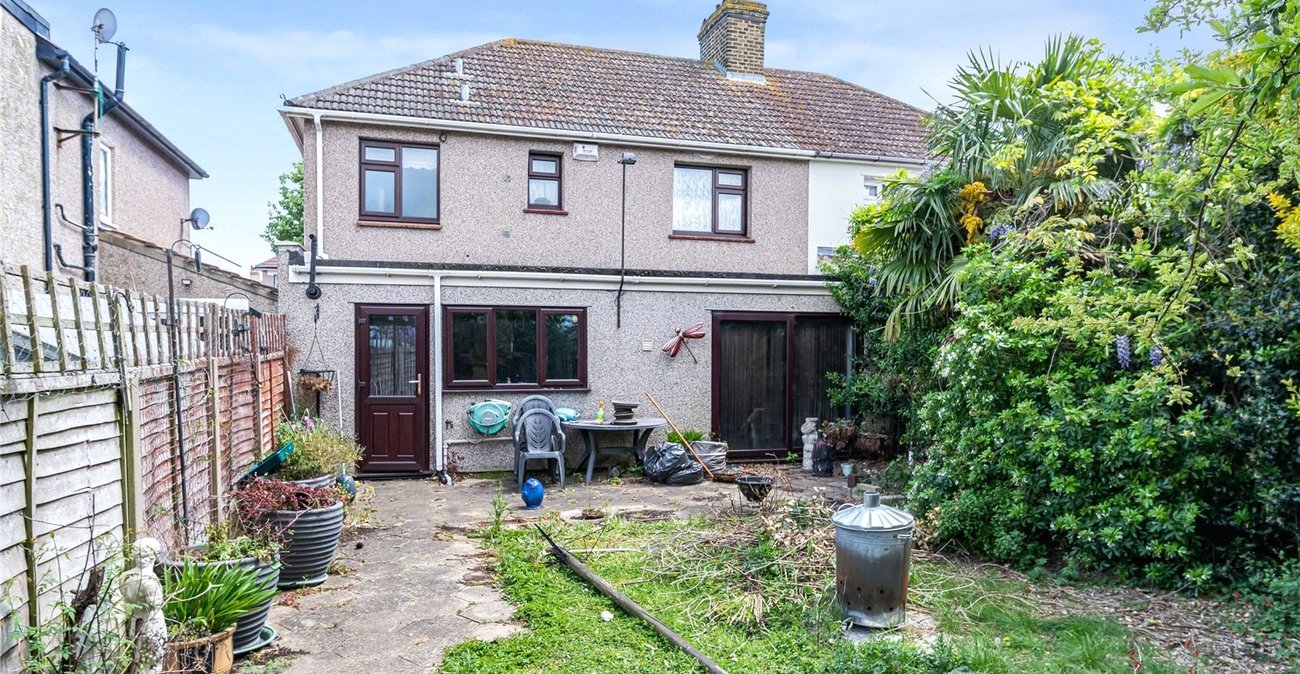 4 bedroom house for sale in Welling | Robinson Jackson