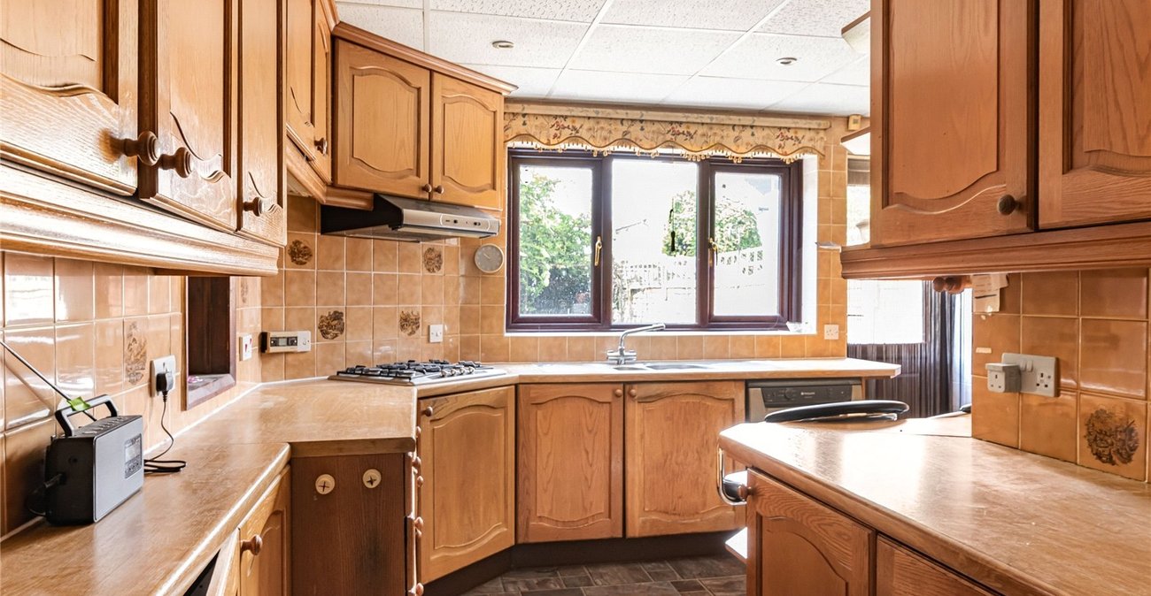 4 bedroom house for sale in Welling | Robinson Jackson