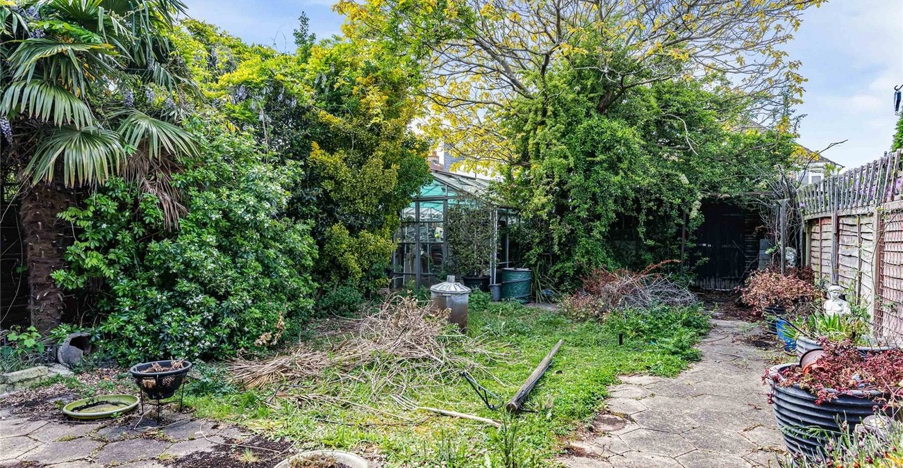 4 bedroom house for sale in Welling | Robinson Jackson