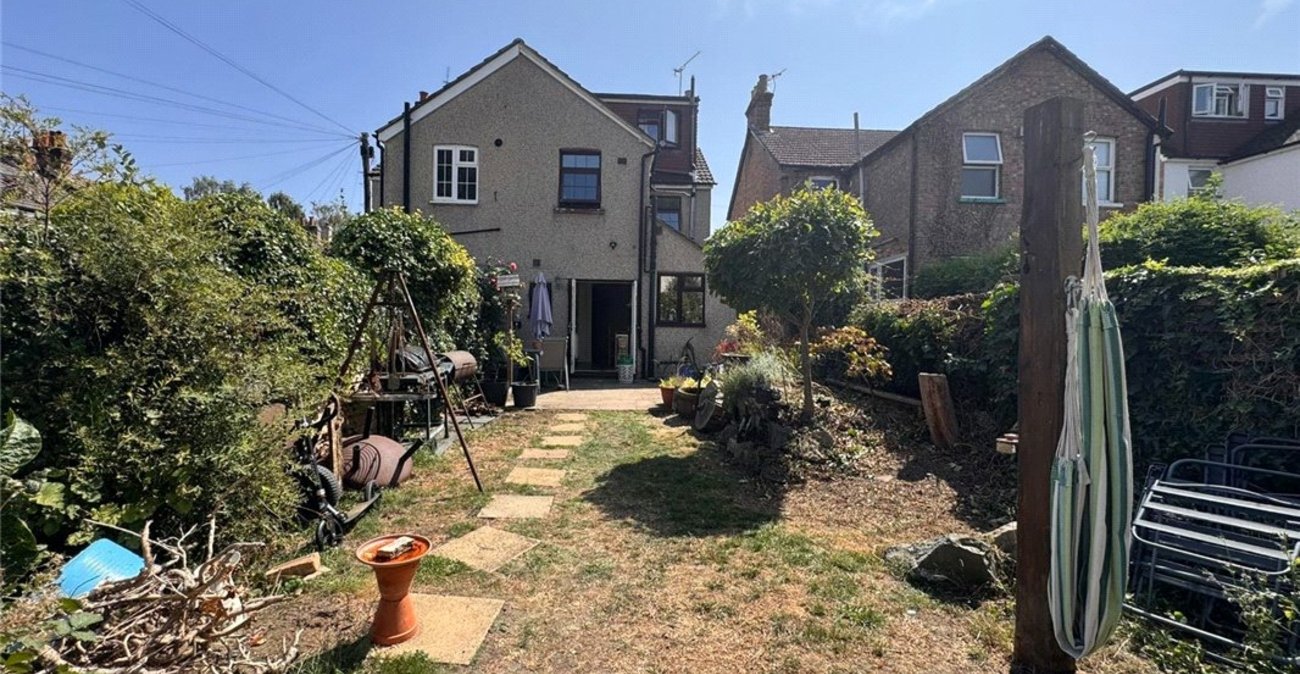 3 bedroom house for sale in Farnborough Village | Robinson Jackson