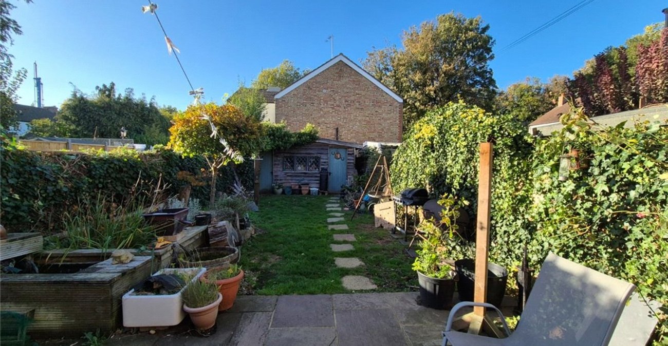 3 bedroom house for sale in Farnborough Village | Robinson Jackson