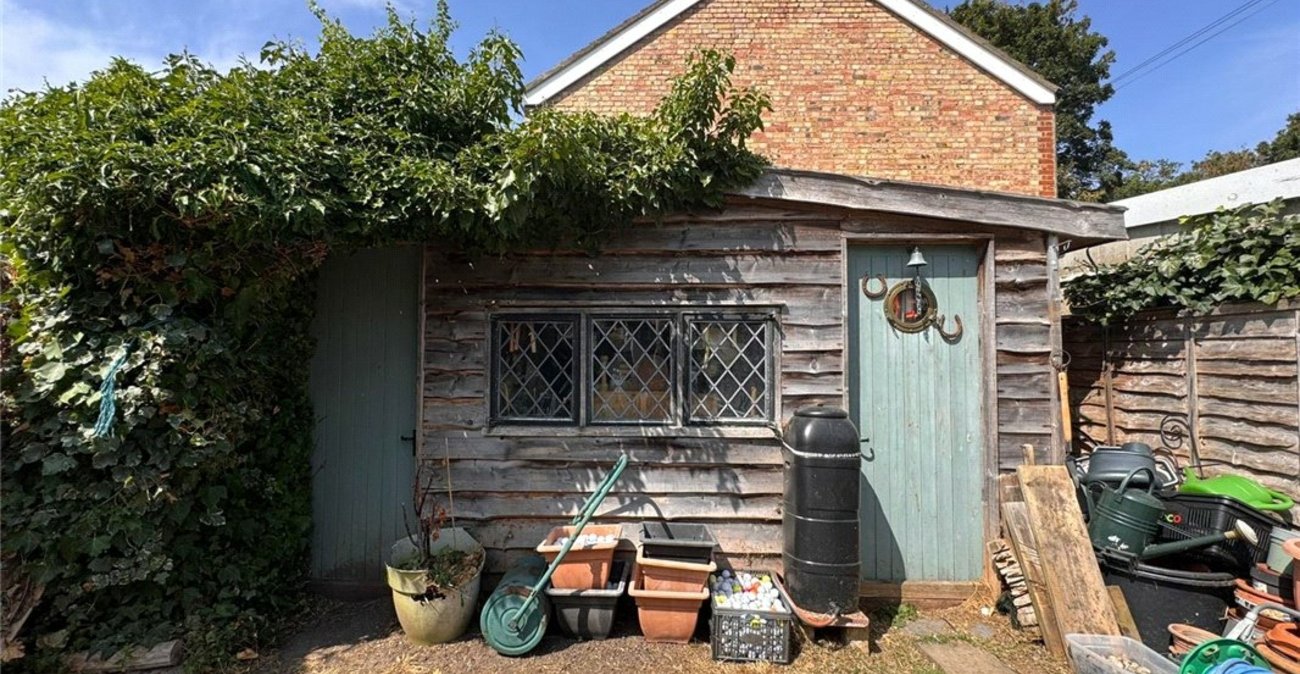 3 bedroom house for sale in Farnborough Village | Robinson Jackson